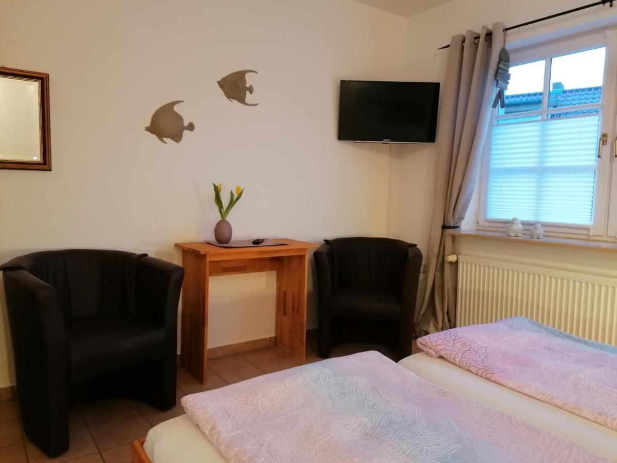 Boddenhus Auf Ruegen - Ferienwohnungen Und Pension Rappin Exteriér fotografie
