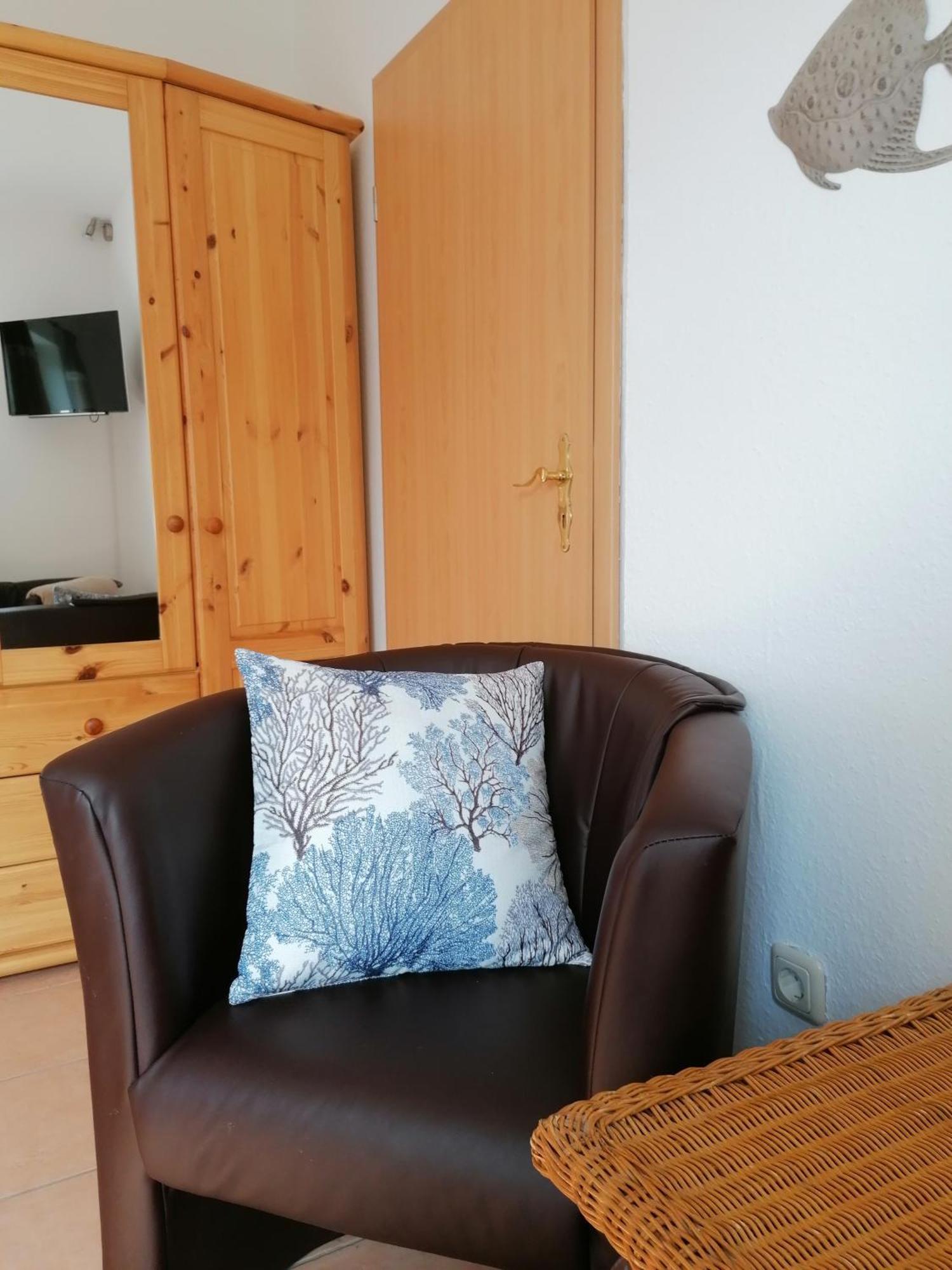 Boddenhus Auf Ruegen - Ferienwohnungen Und Pension Rappin Pokoj fotografie